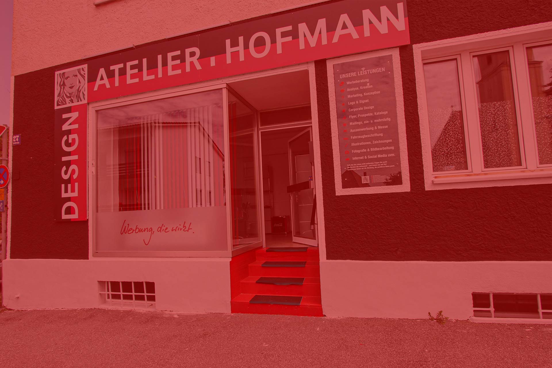 Büroeingang zur kreativen Werbeagentur Design Atelier Hofmann in Passau und Traunstein und München